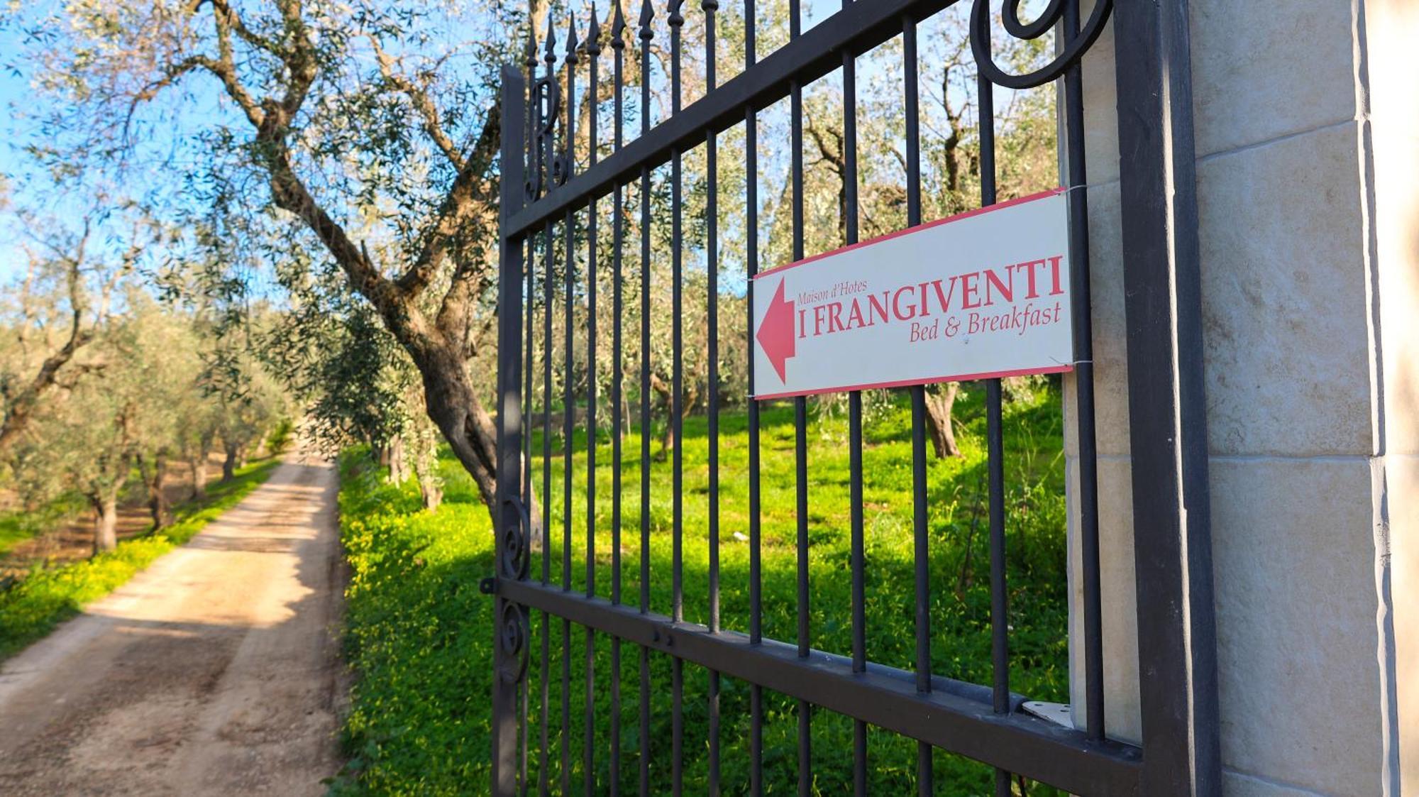 I Frangiventi Acomodação com café da manhã Rodi Garganico Exterior foto